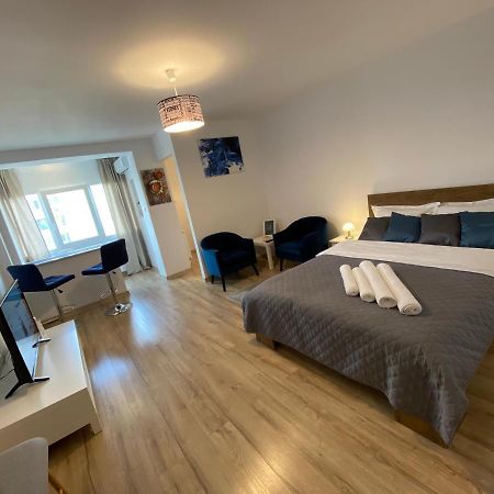 Take Pro Timisoara Apartment Екстер'єр фото