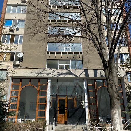 Take Pro Timisoara Apartment Екстер'єр фото